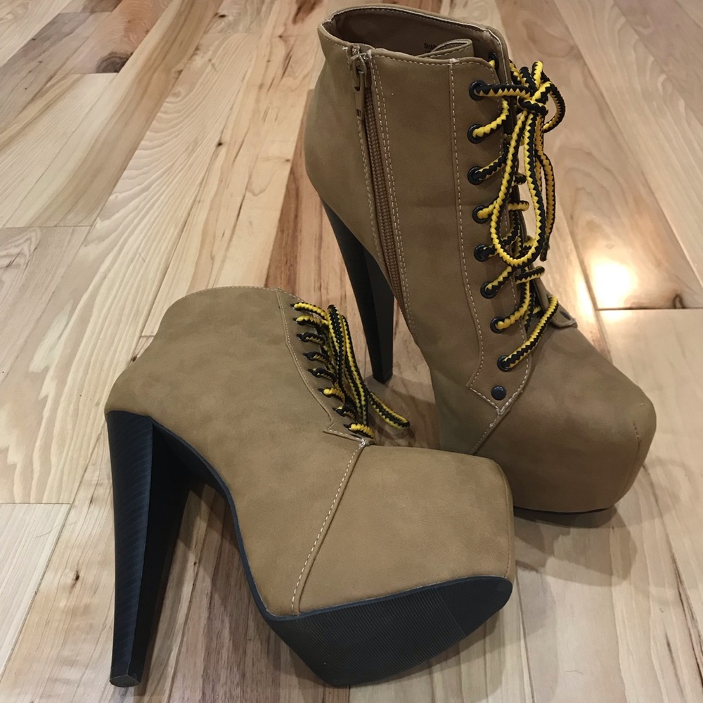 Platform Work Boot Style Heels